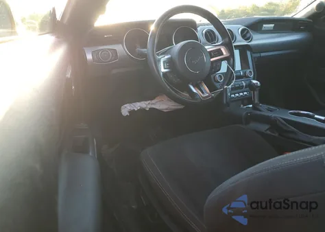 2018 Ford Mustang z USA, uszkodzony, nr VIN 1FA6P8TH9J5157879